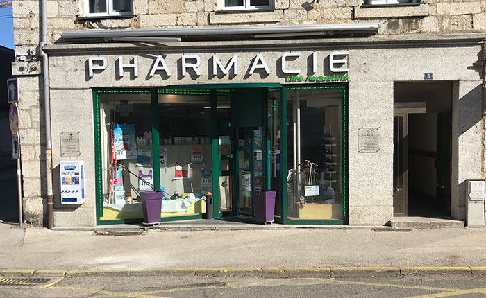 PHARMACIE DEVANTURE